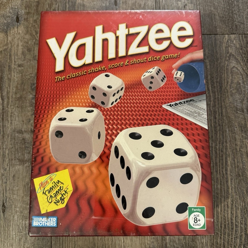 Hasbro Yahtzee Classic Dice Board Game New Sealed 2005